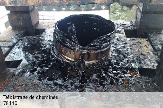 Débistrage de cheminée 78440